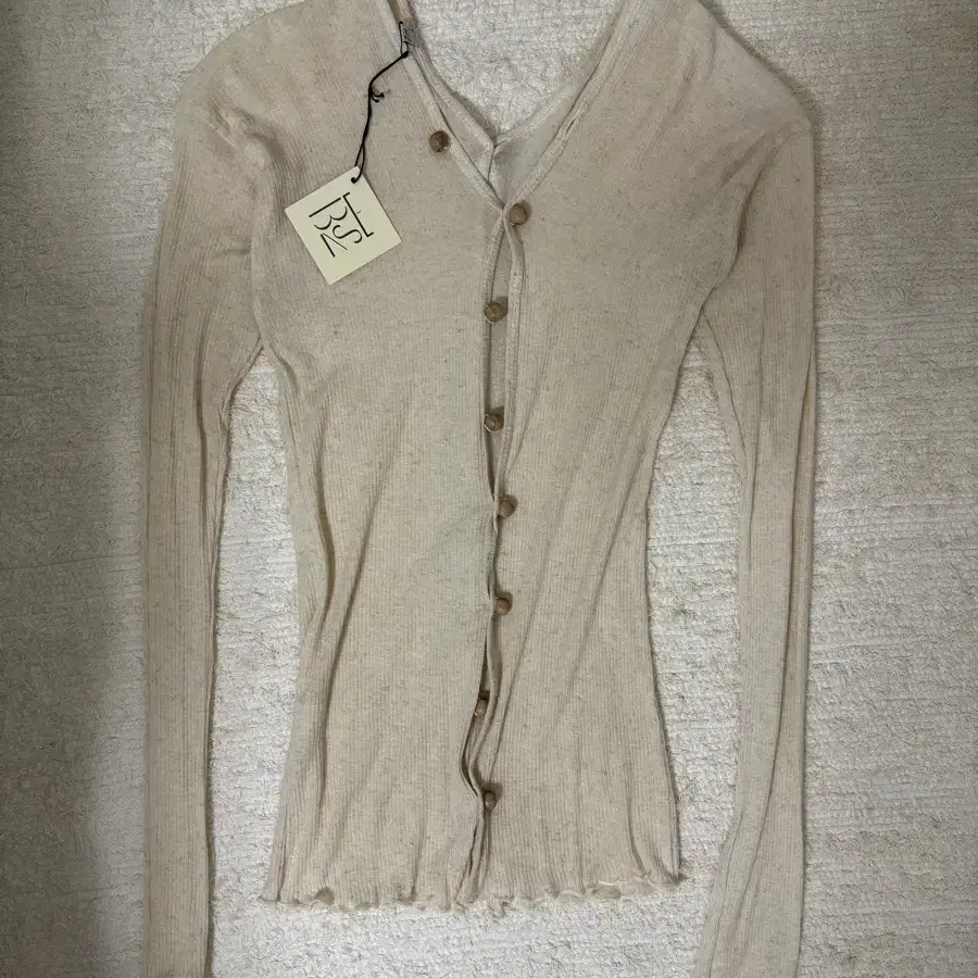 (새상품) 베이스레인지 baserange Tav Cardigan