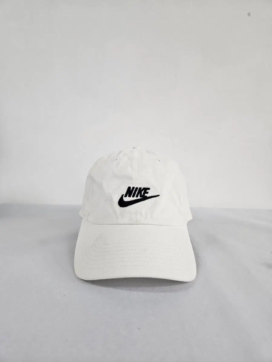 NIKE club cap 모자