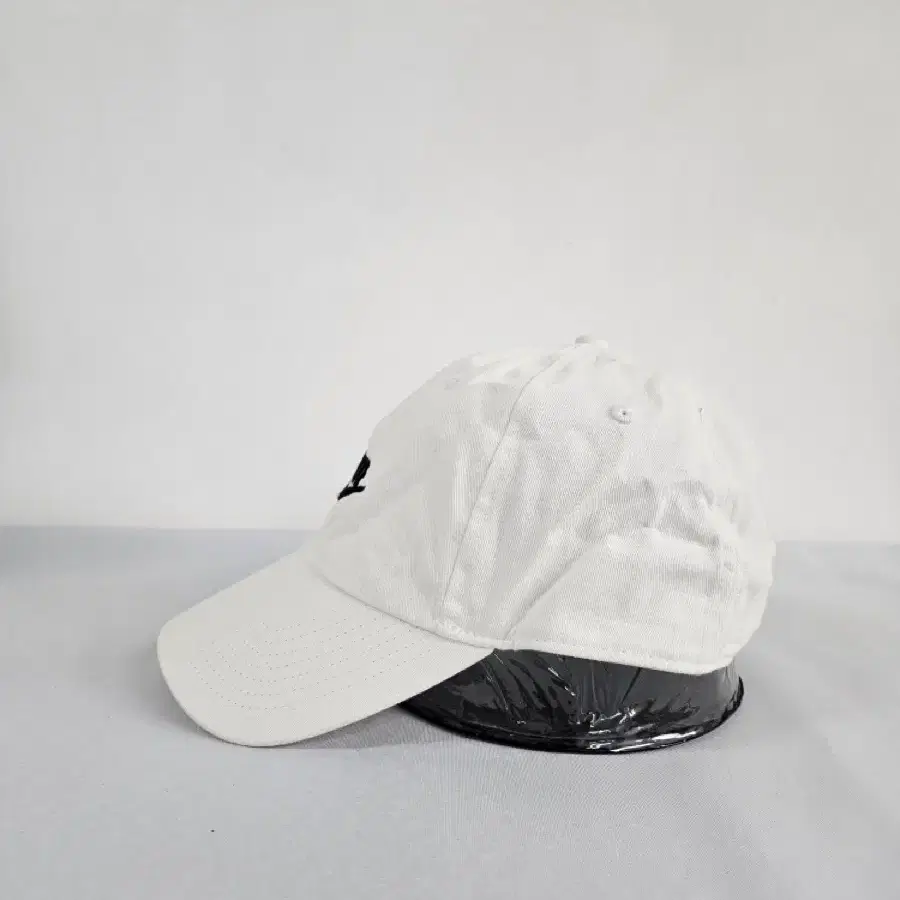 NIKE club cap 모자