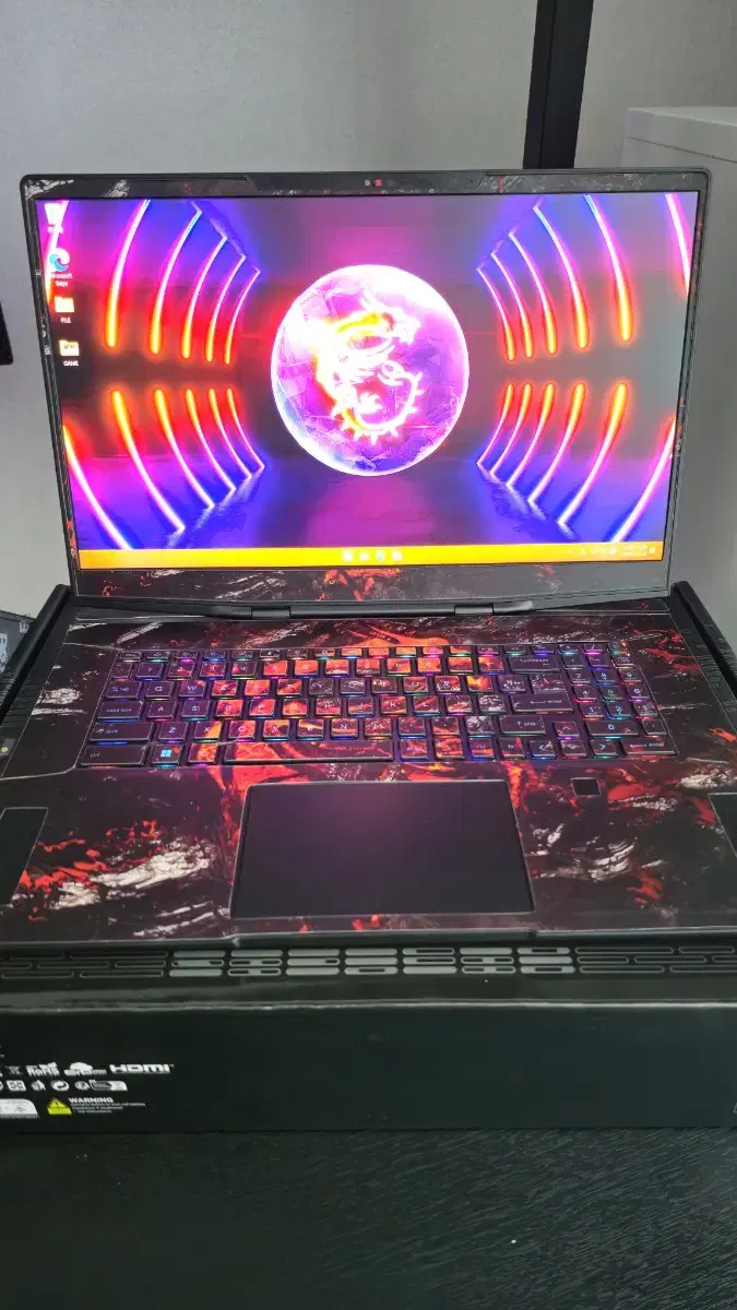 MSI Stealth 17 Studio A13VH-i9 4KMiniLED