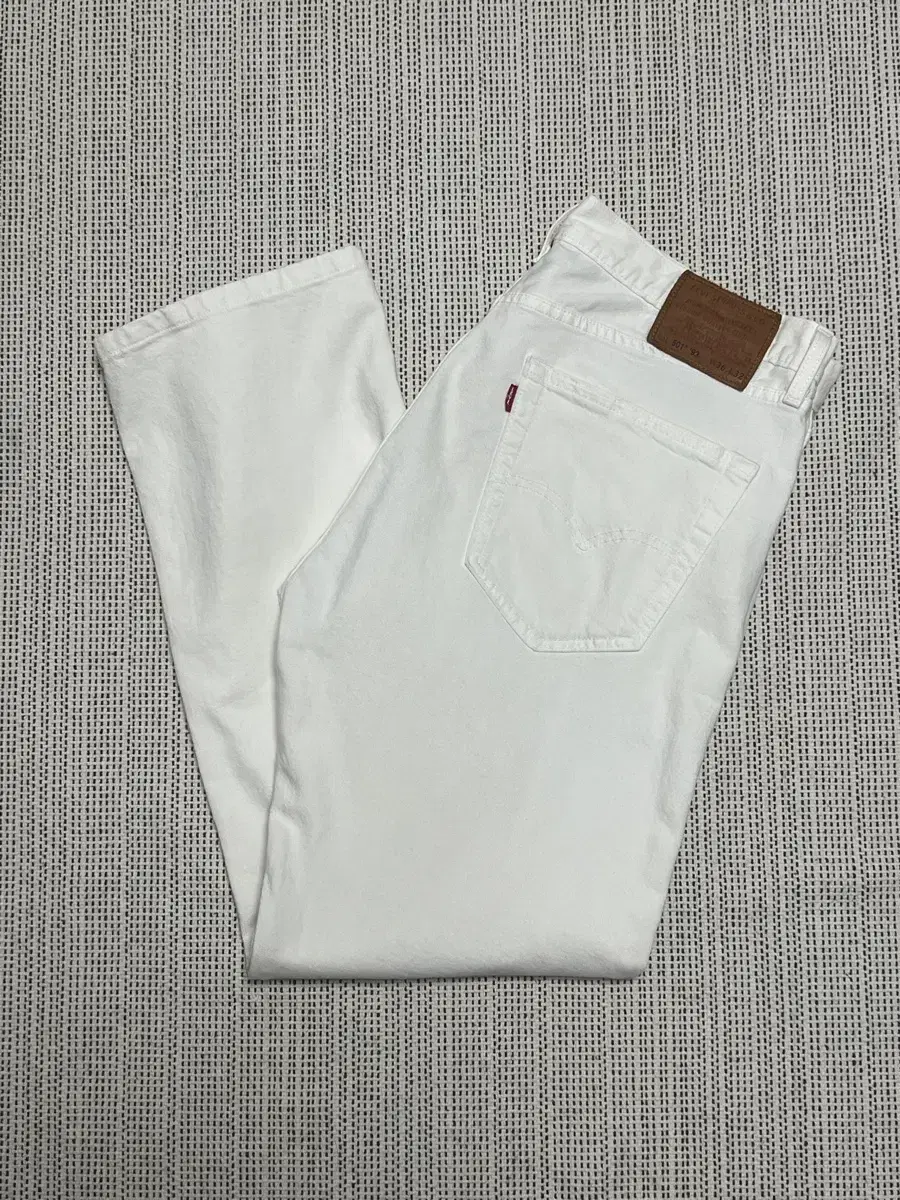 Levi's 93 501 White Pants 36/32