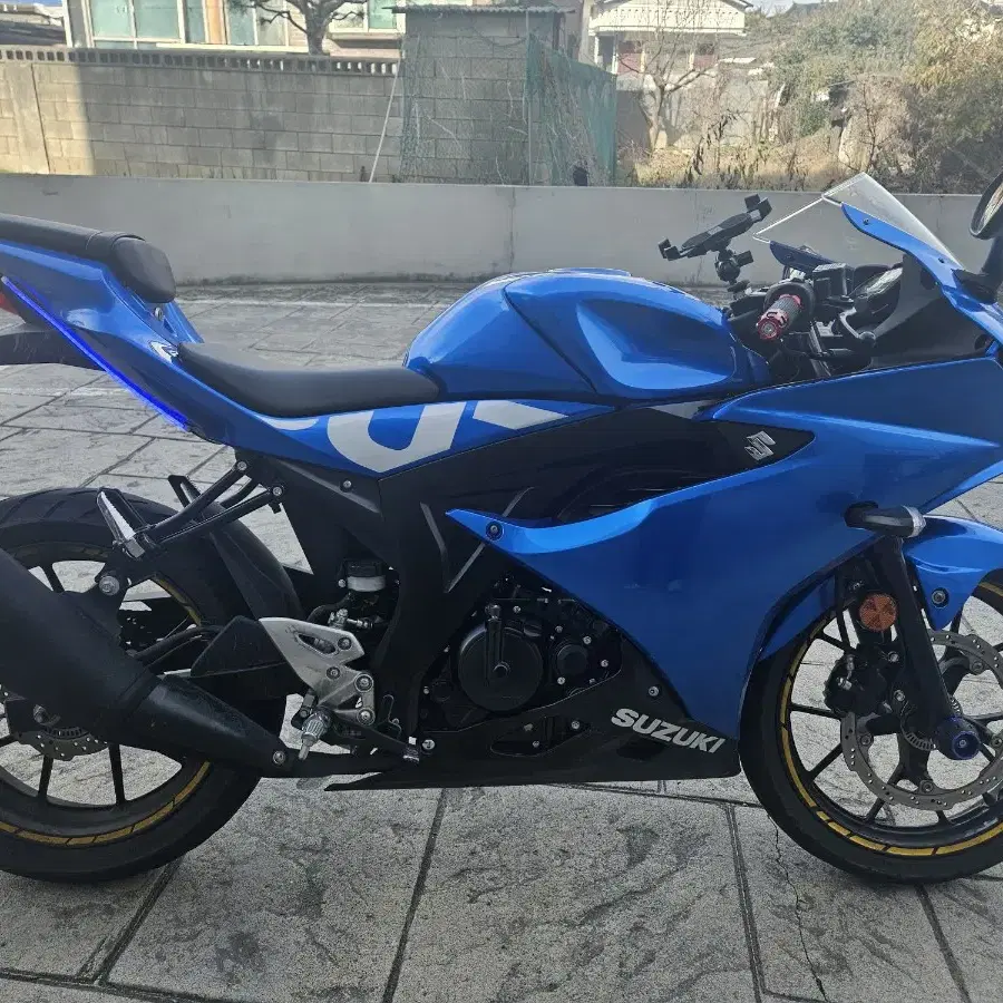 천안 평택 18년식 gsx r125 15000키로 판매해요. 충청 경기