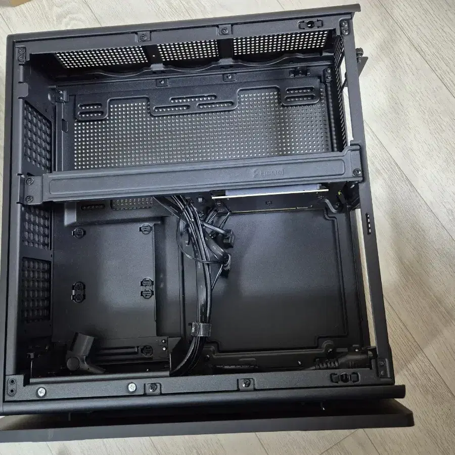 Fractal Design Ridge Black+커세어 sf750