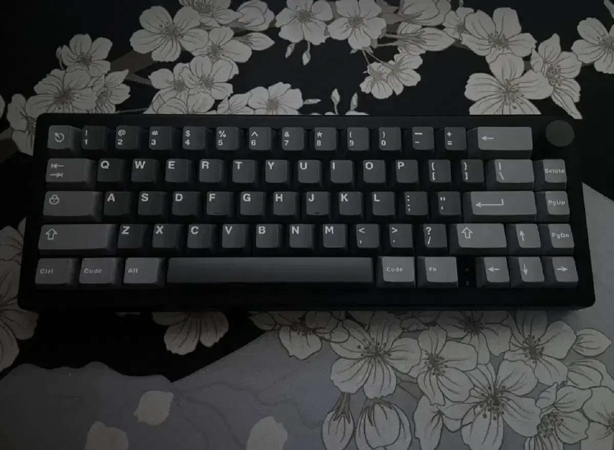 gmk67 커스텀 키보드 판매