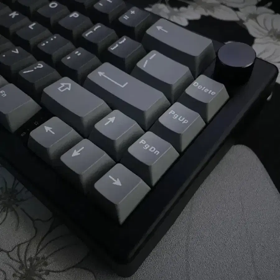 gmk67 커스텀 키보드 판매