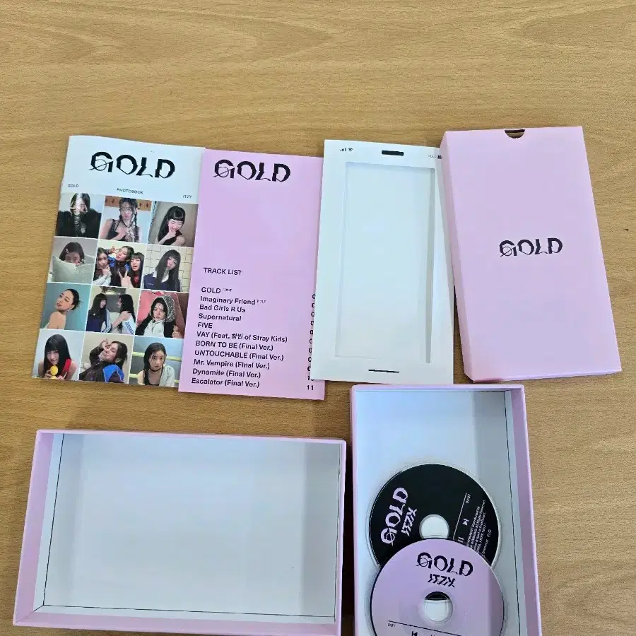 ITZY 개봉앨범 phone box ver