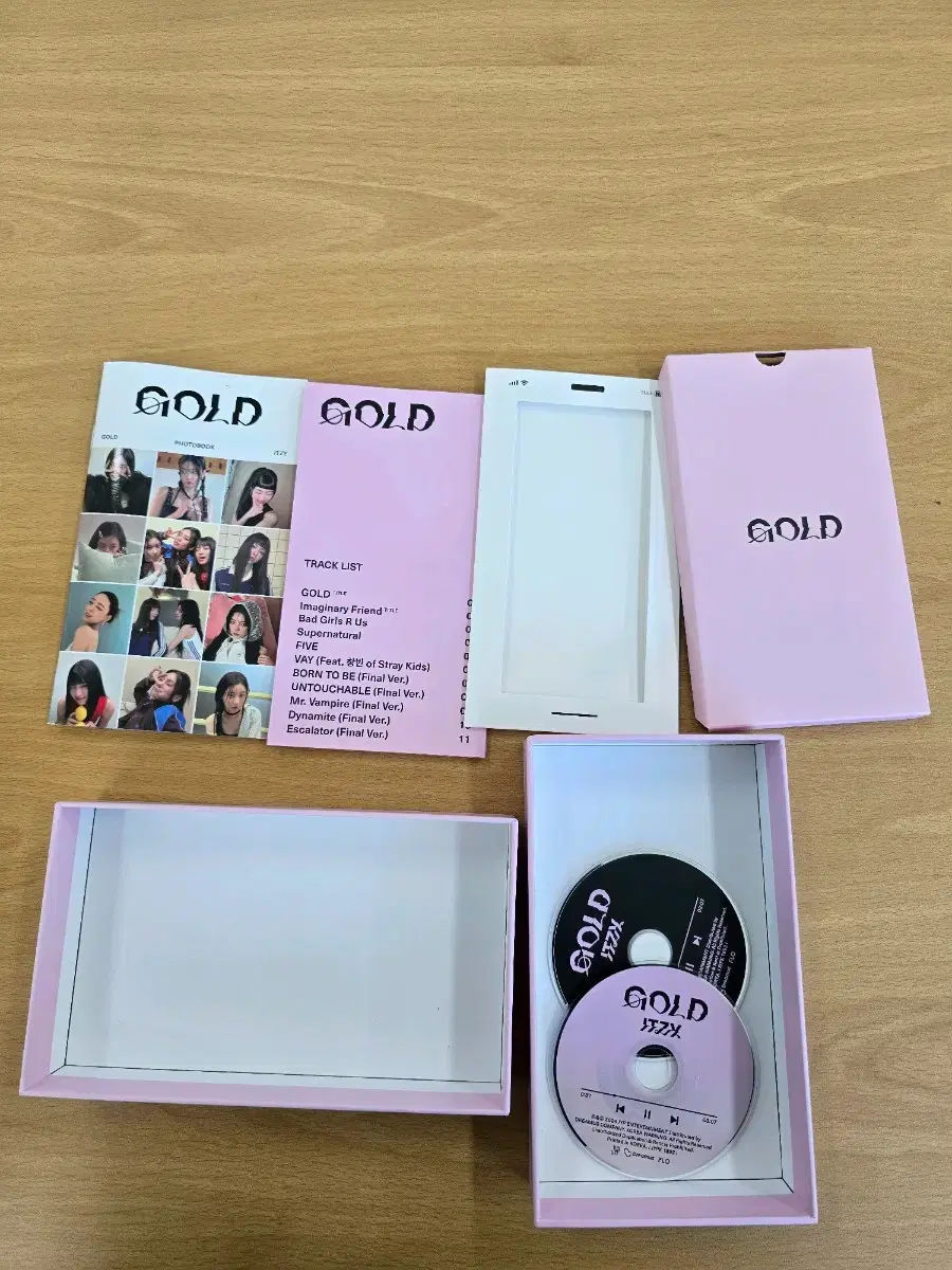 ITZY 개봉앨범 phone box ver