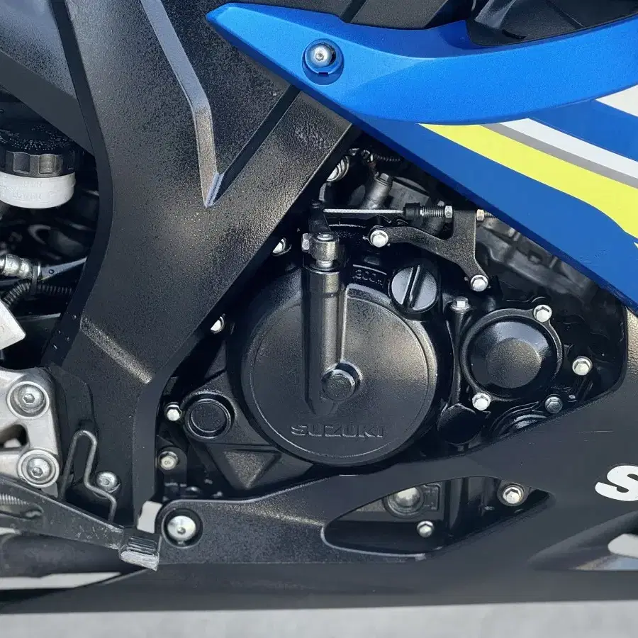 스즈키 gsx-r 125cc 18년식 최저가 판매하겠습니다