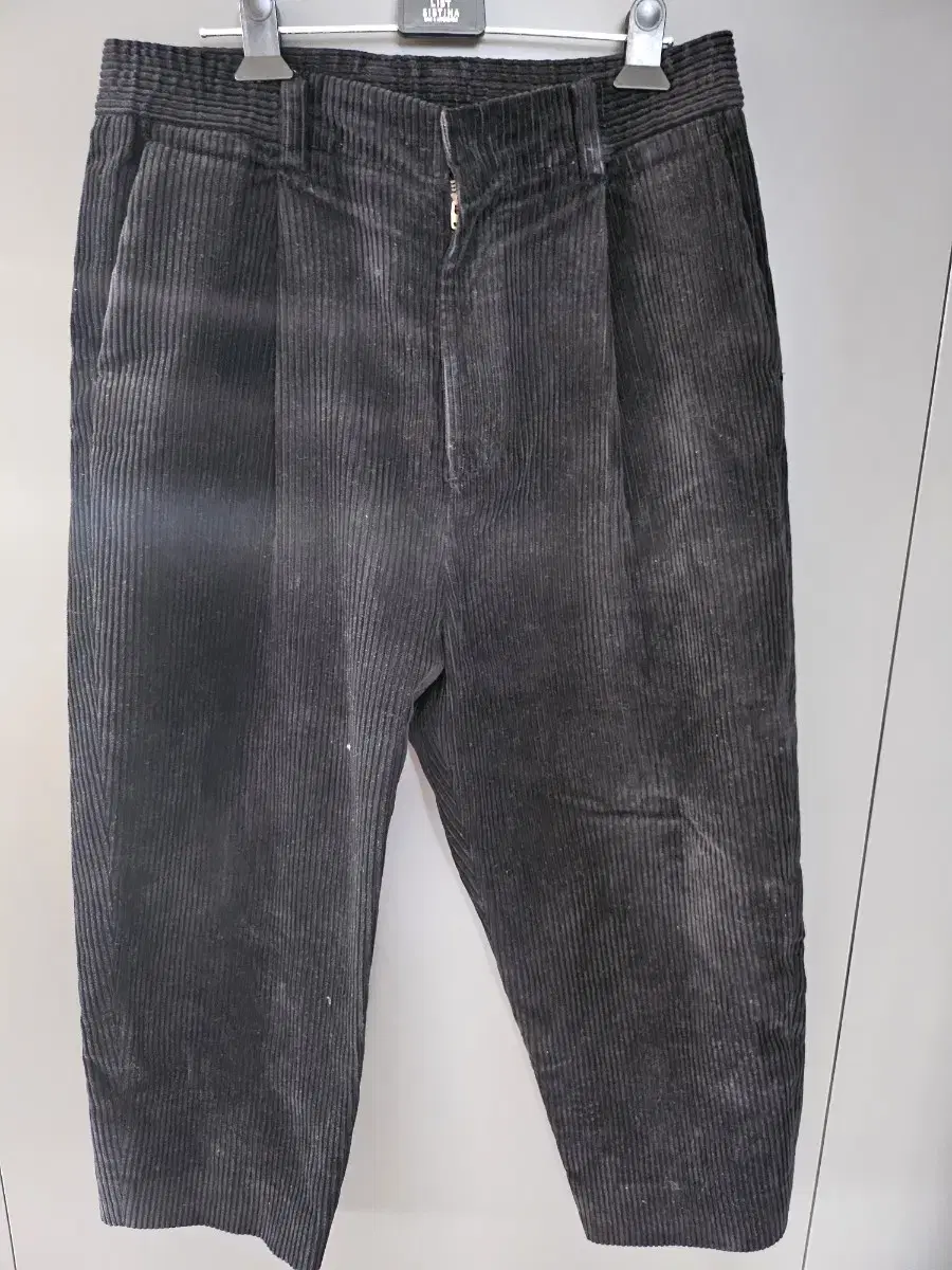 Selling systemhomme size 86 wide fit exhaust pants.