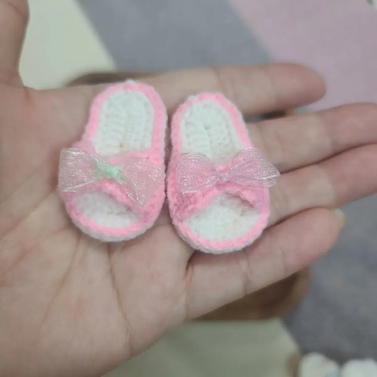 Sphere jointed dolls USD knitting shoes for sale