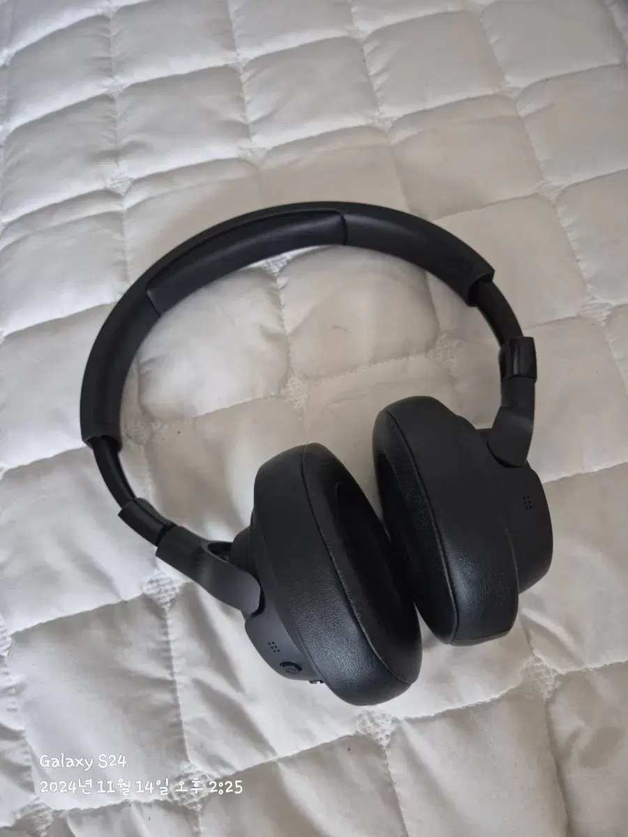 삼성 JBL Tunes 770NC 팔아요