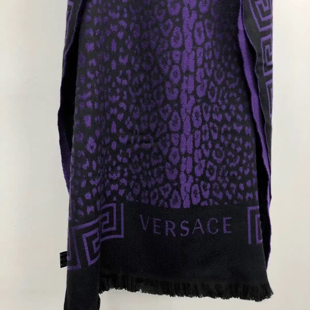 VERSACE 베르사체 울 패턴 머플러