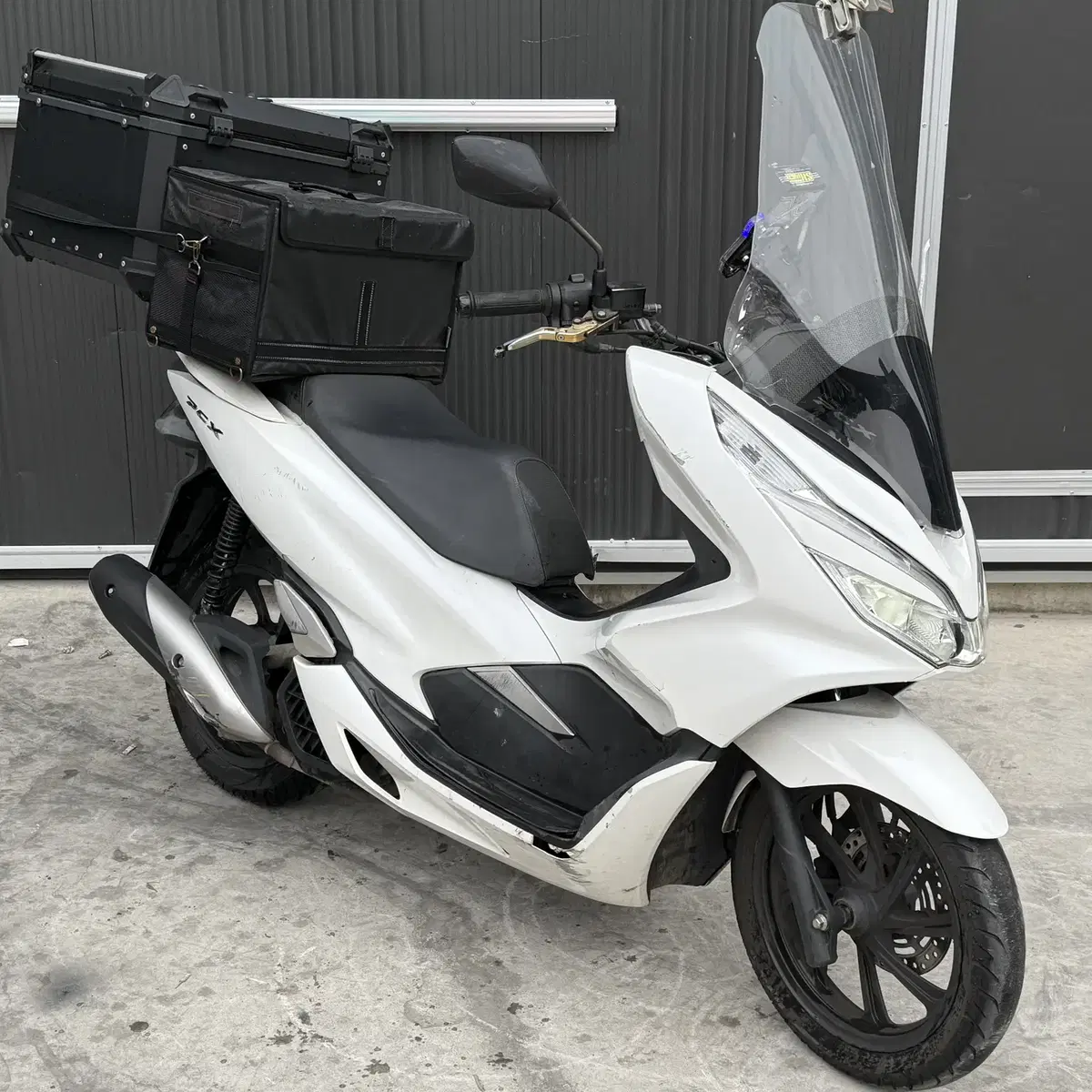 PCX125 배달풀셋팅 5만KM 엔진좋습니다.