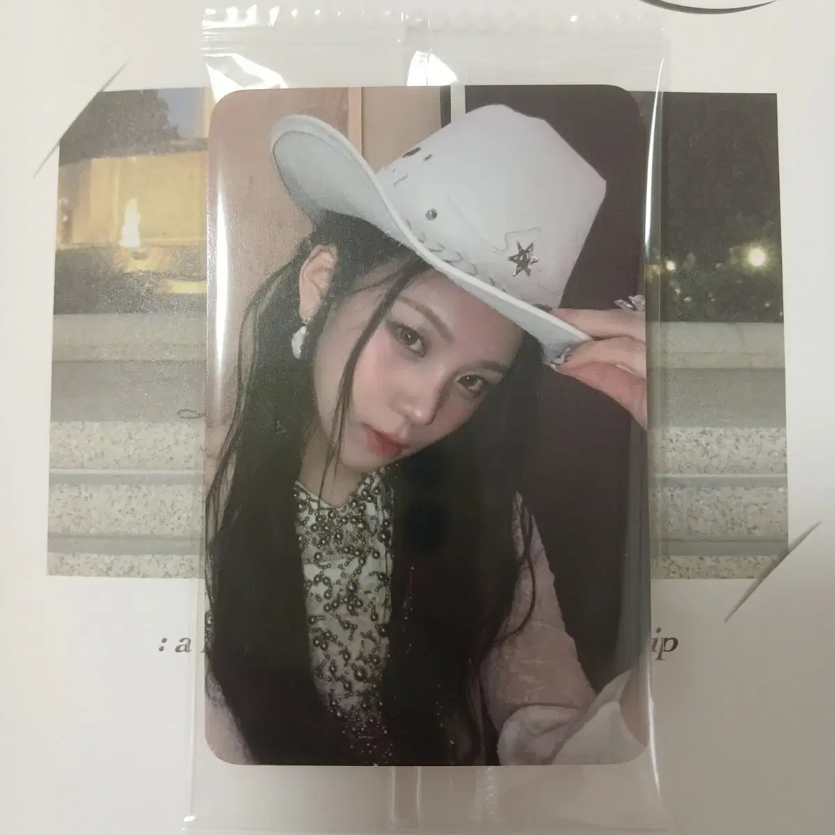 Unsealed viviz Shhh! ktwon4u pre-order benefit umji Photocard