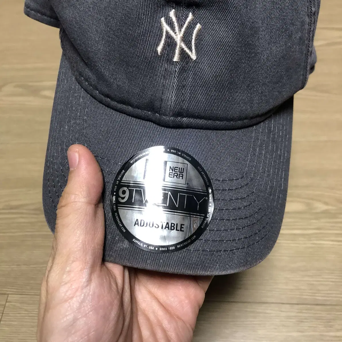 ONE SIZE) 뉴에라 NEW ERA 뉴욕 양키즈 스몰 로고 볼캡 차콜