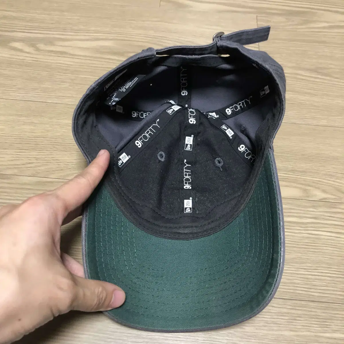 ONE SIZE) 뉴에라 NEW ERA 뉴욕 양키즈 스몰 로고 볼캡 차콜