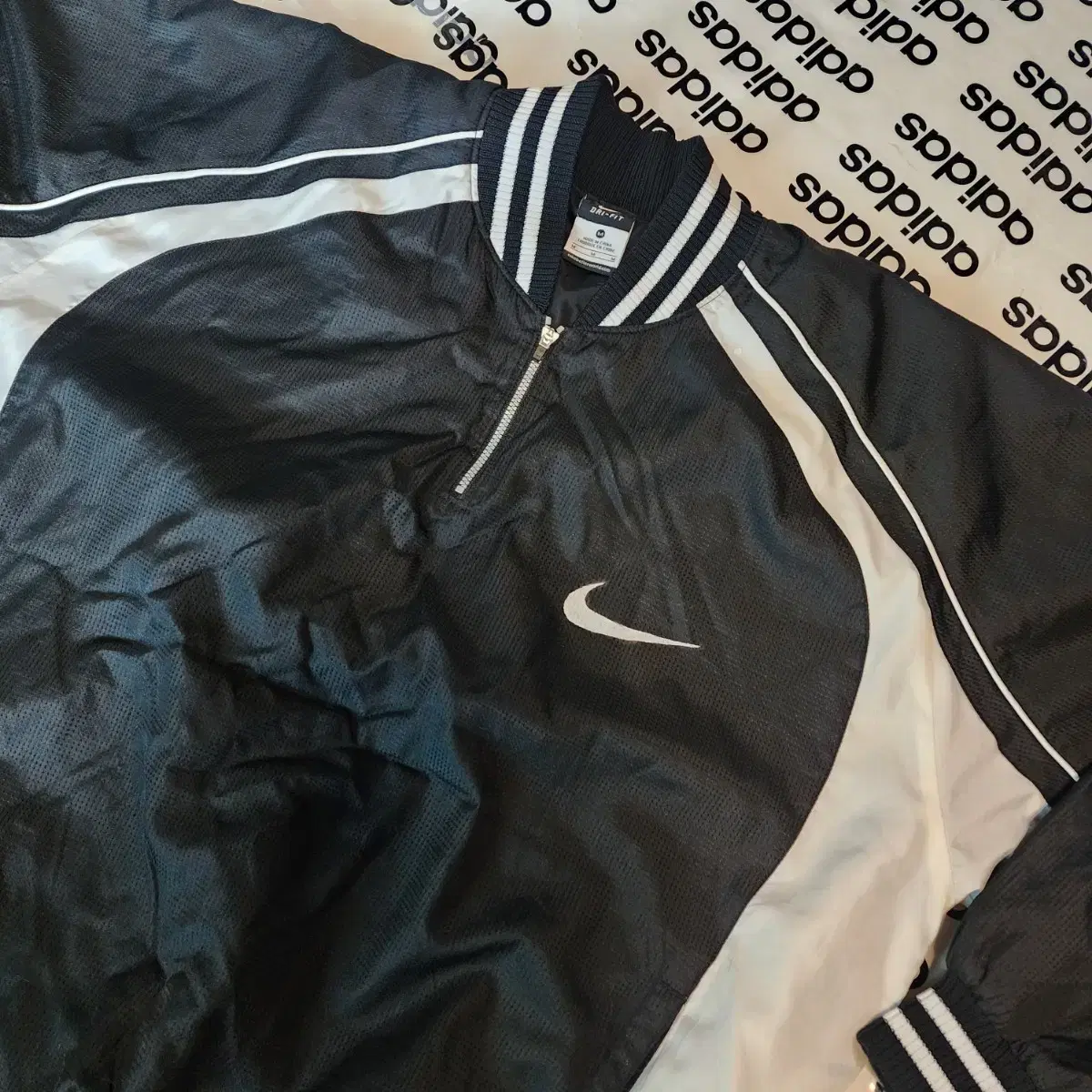 Nike Vintage Swoosh Warm Up L