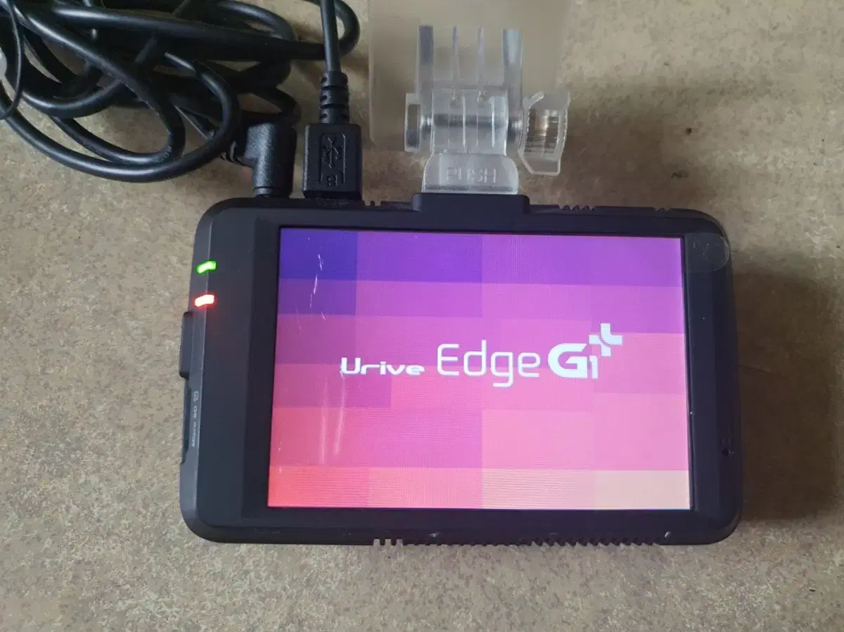 유라이브 EDGE G1 FHD 2채널 블랙박스 32GB