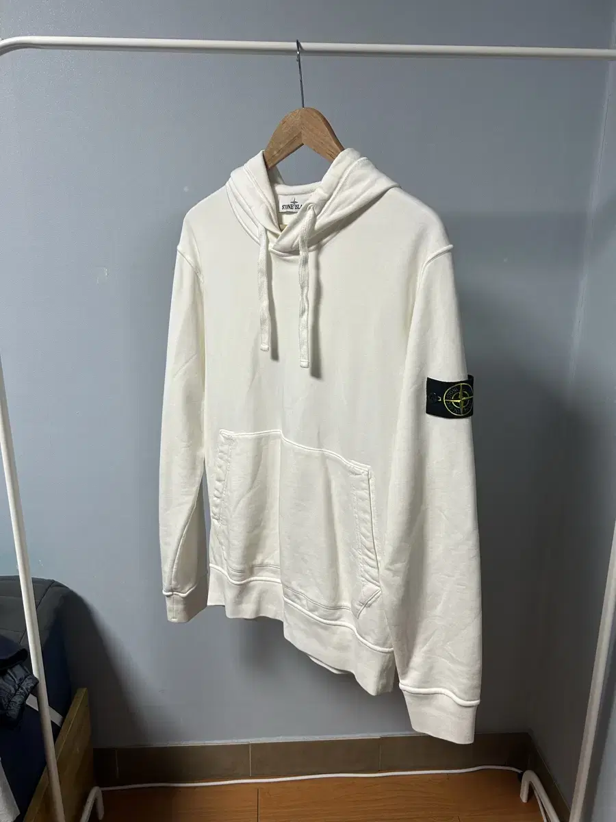 [당일발송/L] Stone Island Hoodie L