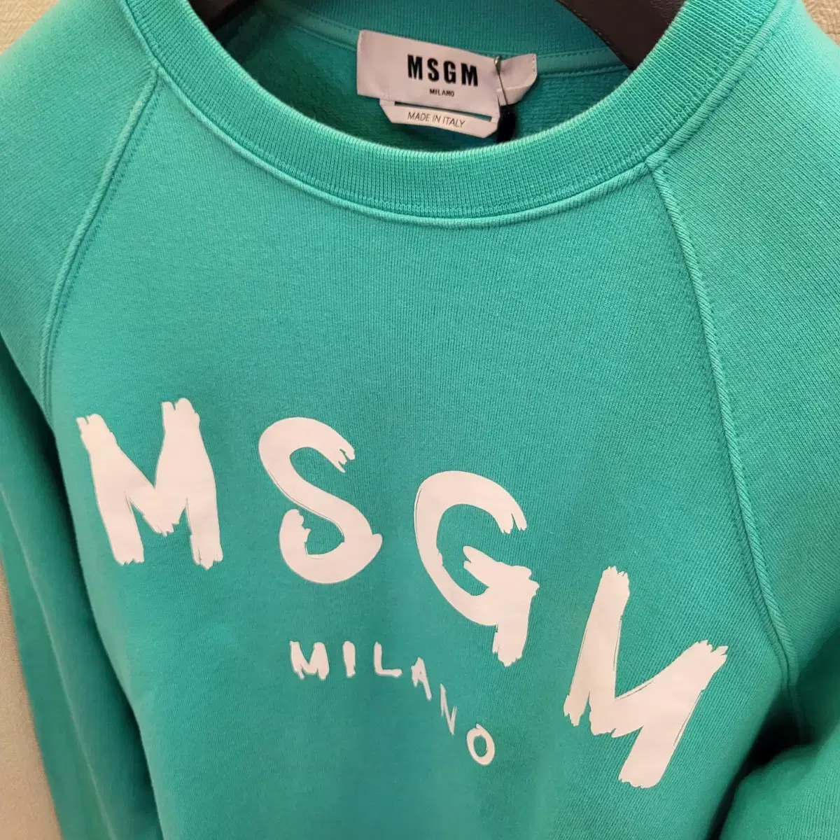 MSGM 밀라노브러쉬 맨투맨