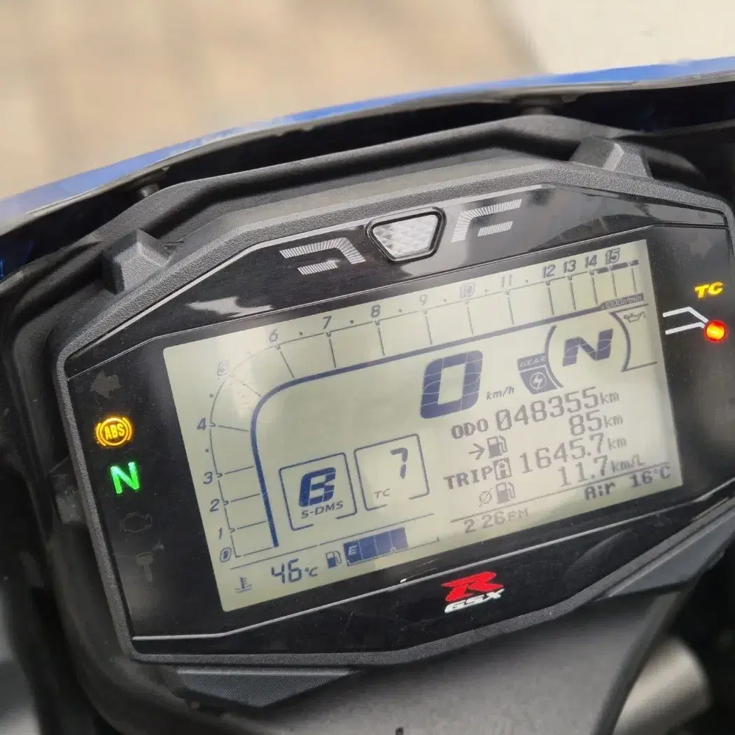 2017 GSX- R1000 GP블루 알천 판매합니다.