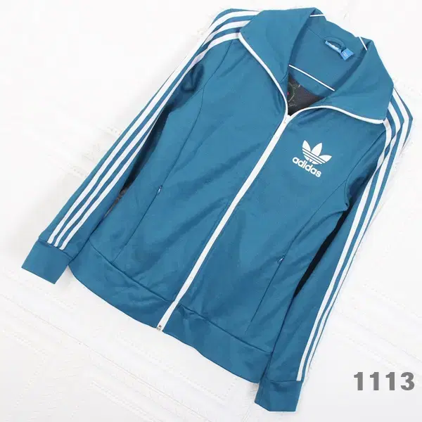 Adidas Women95Recommended Europa Jersey Jacket I love the color.