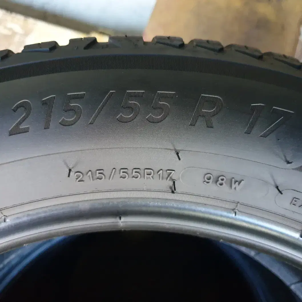 중고타이어 미쉐린 크로스클라이밋2 215/55R17 4개 한대분 세트