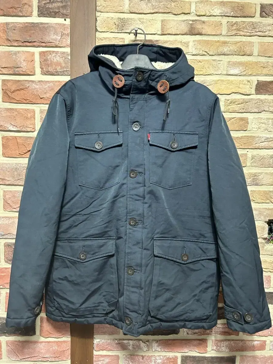 (L) Levi's Men's Padded Parka Jacket