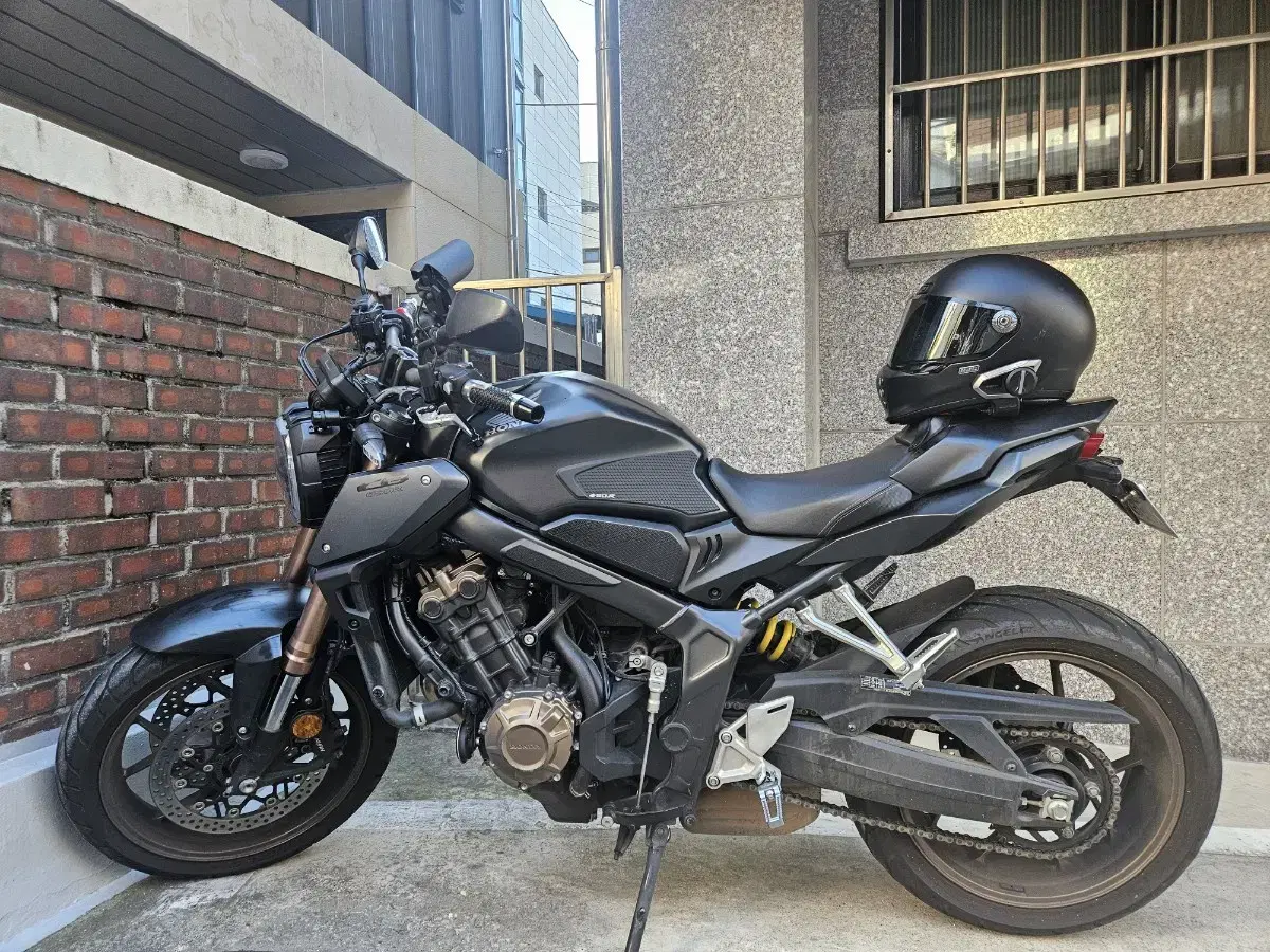 cb650r 18xxxkm 21년식