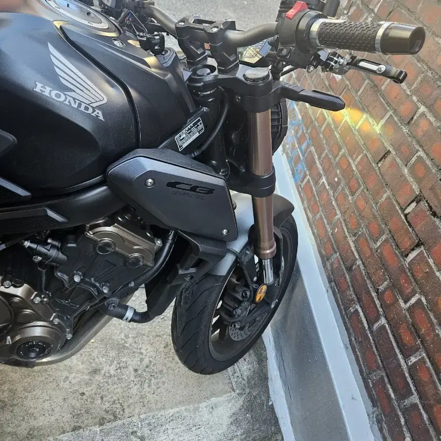 cb650r 18xxxkm 21년식