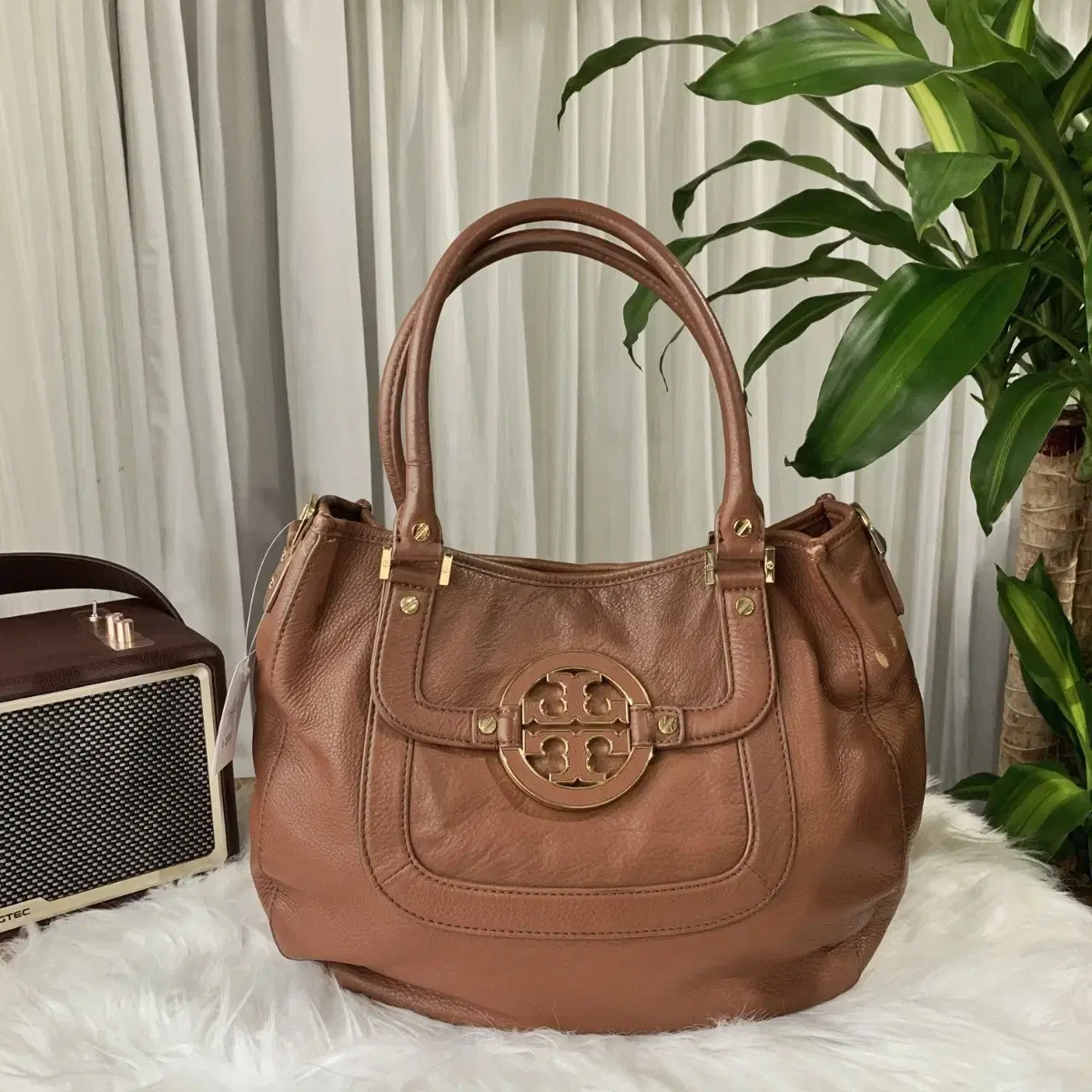 토리버치 Tory Burch Amanda Hobo 2way