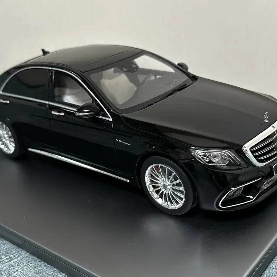 1:18 1/18 GT 스피릿 벤츠 S65 AMG 레진 다이캐스트