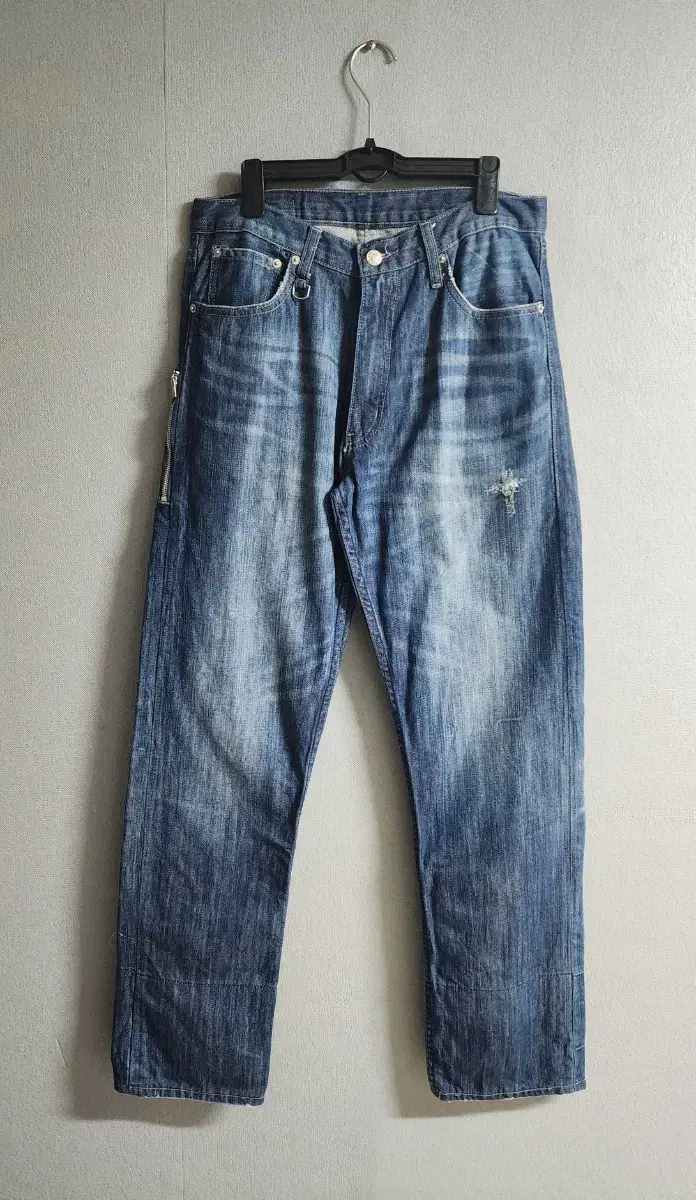 Japanese 00s Levi's Platnium kzKLOT 505 Denim Pants