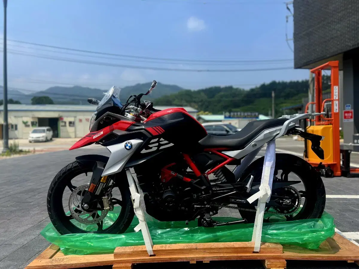 24년식 G310GS 7@@km 로우킷장착 레드 판매/대차