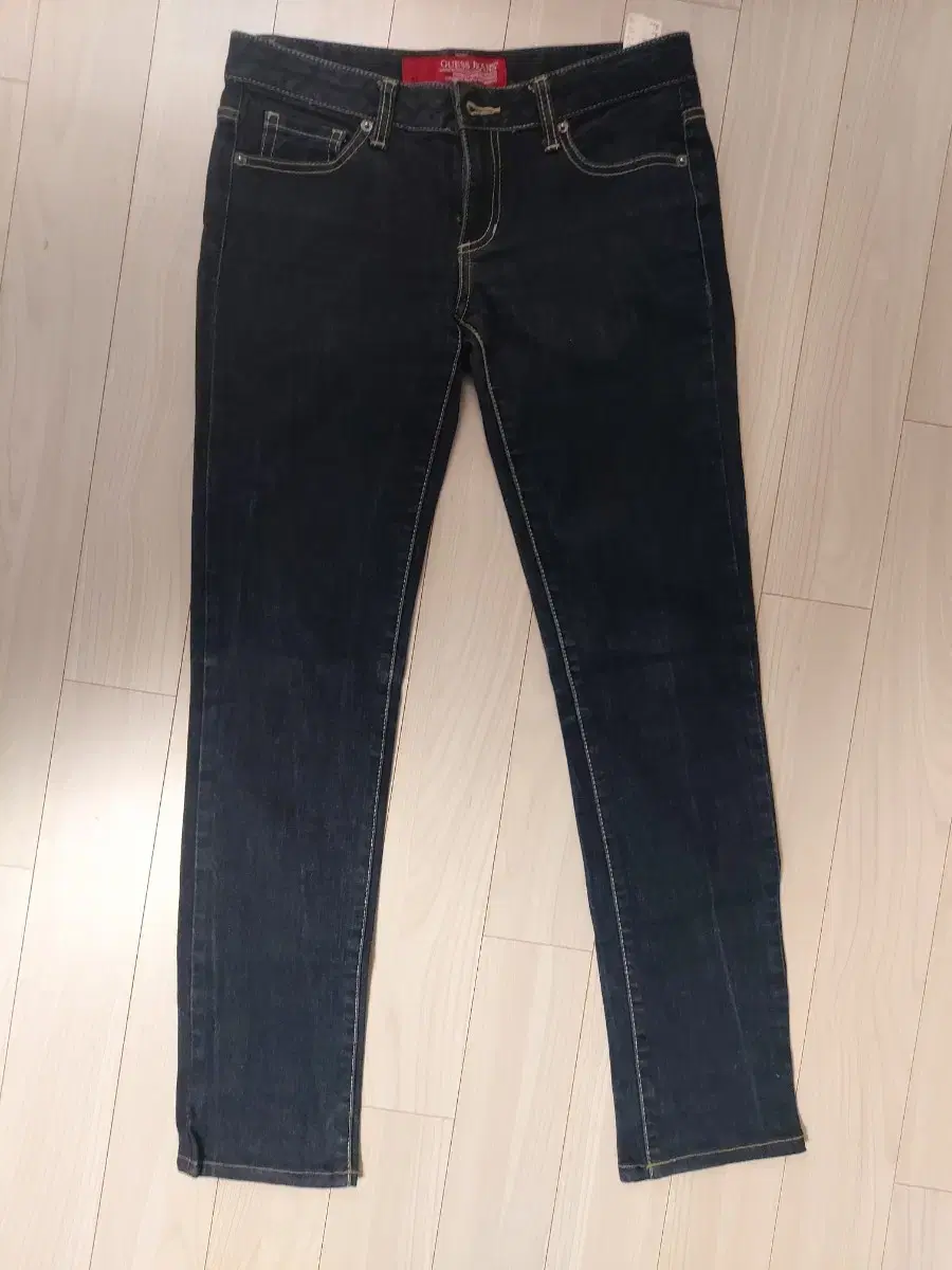 Men's GUESS Jeans 30, Men'sGUESS Jeans 30