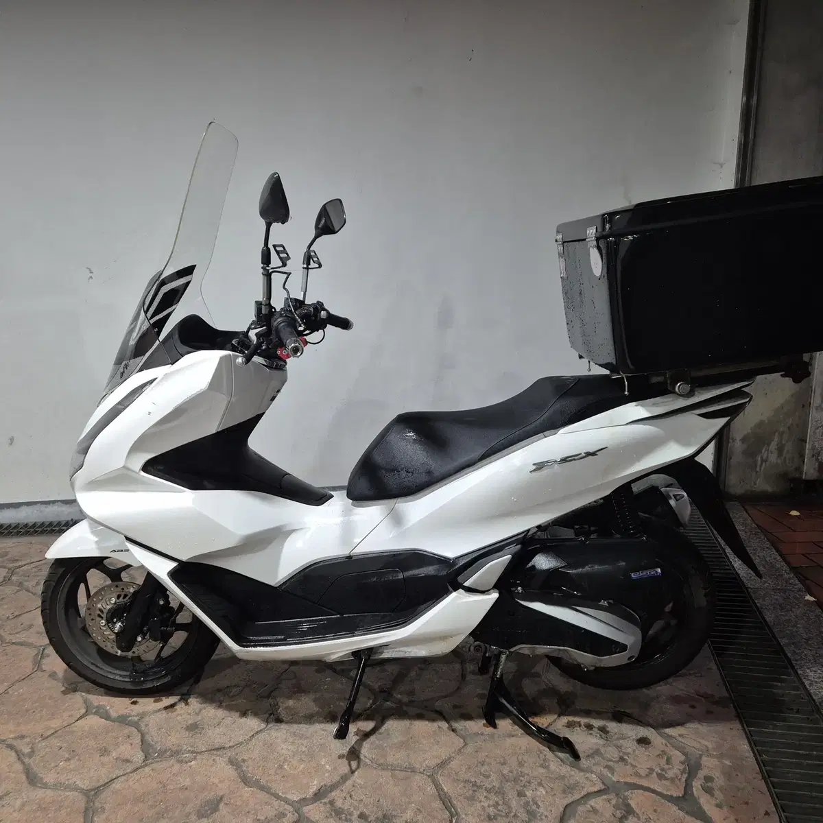 31. 22년식 PCX125 ABS 중고바이크