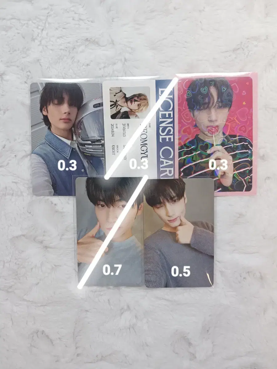 Tuvatu SanctuaryLightSaviorLoveWeverse Yeonjun SoobinBeomgyu TaehyunHooning photocard txt