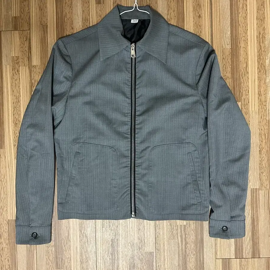 Winnie Newyork Zip Jacket