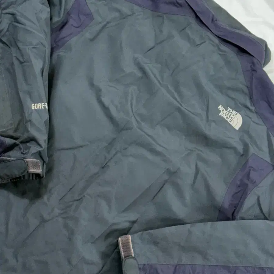 The north face wind jacket