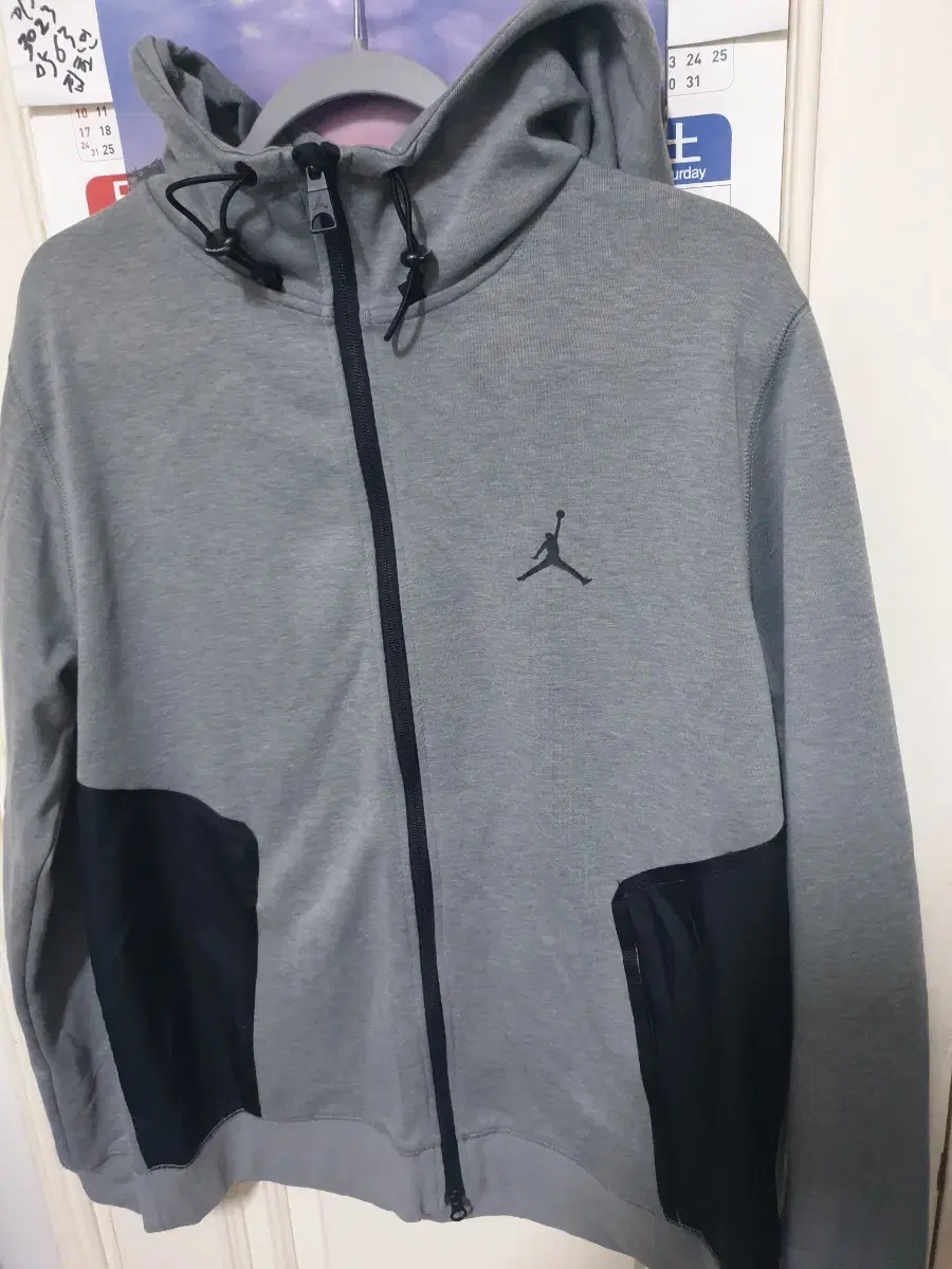 Genuine.JordanHoodie.XXL.110