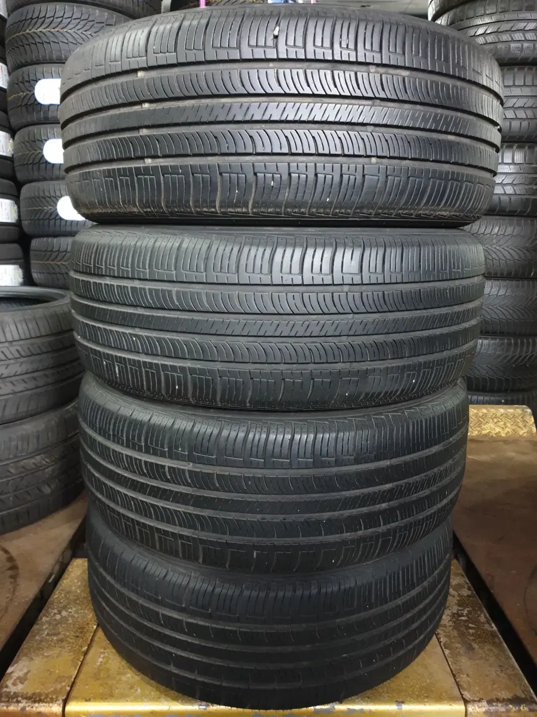 중고타이어 넥센타이어 엔프리즈 AH5 235/55R17 4개 한대분세트