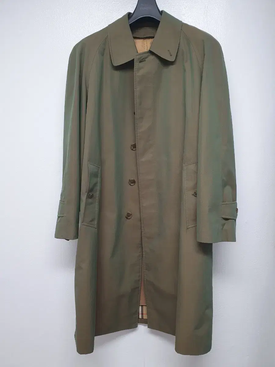 Burberry Single Trench Coat