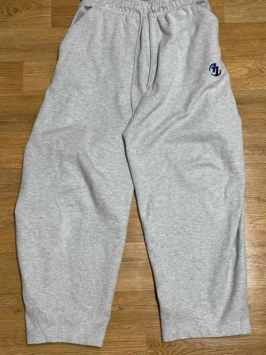 ZaraXAddition Jogger Sweatpants Gray M