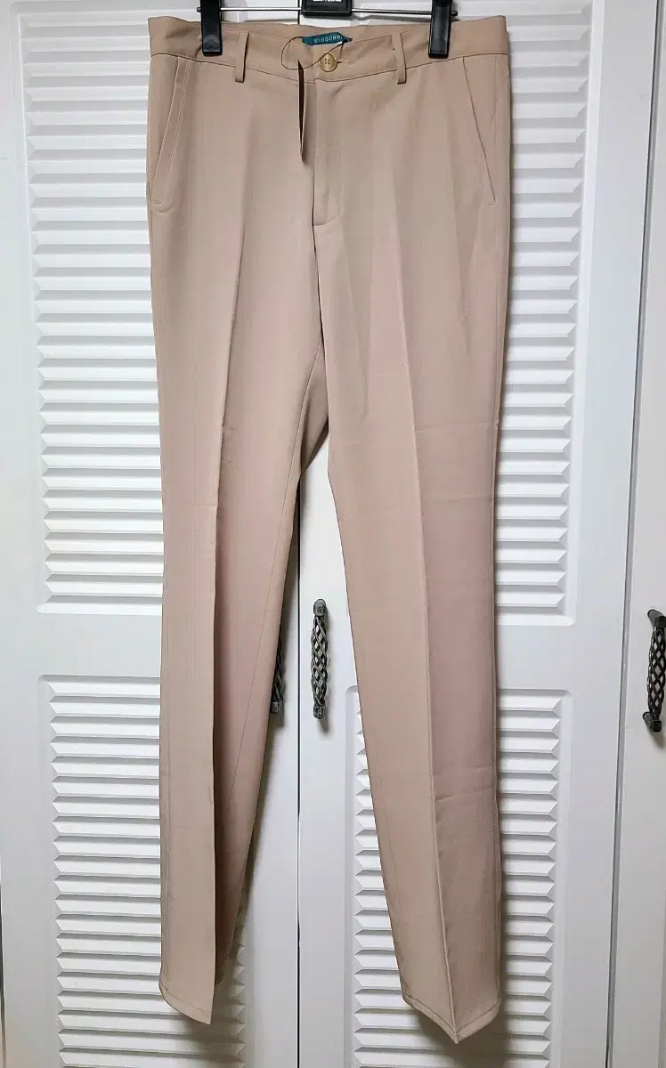 Men's slacks (straight pants)