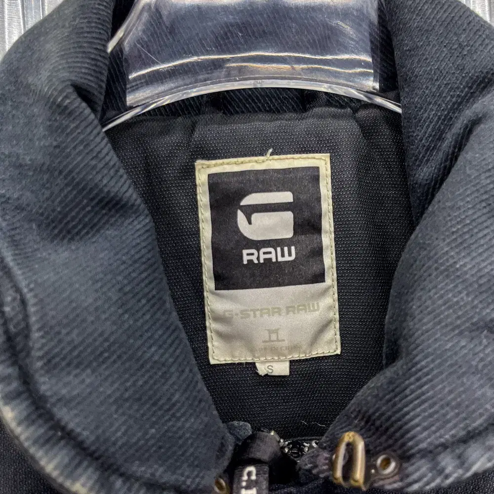 CP컴퍼니XG star RAW M65 패디드 코트 (국내 M) P234