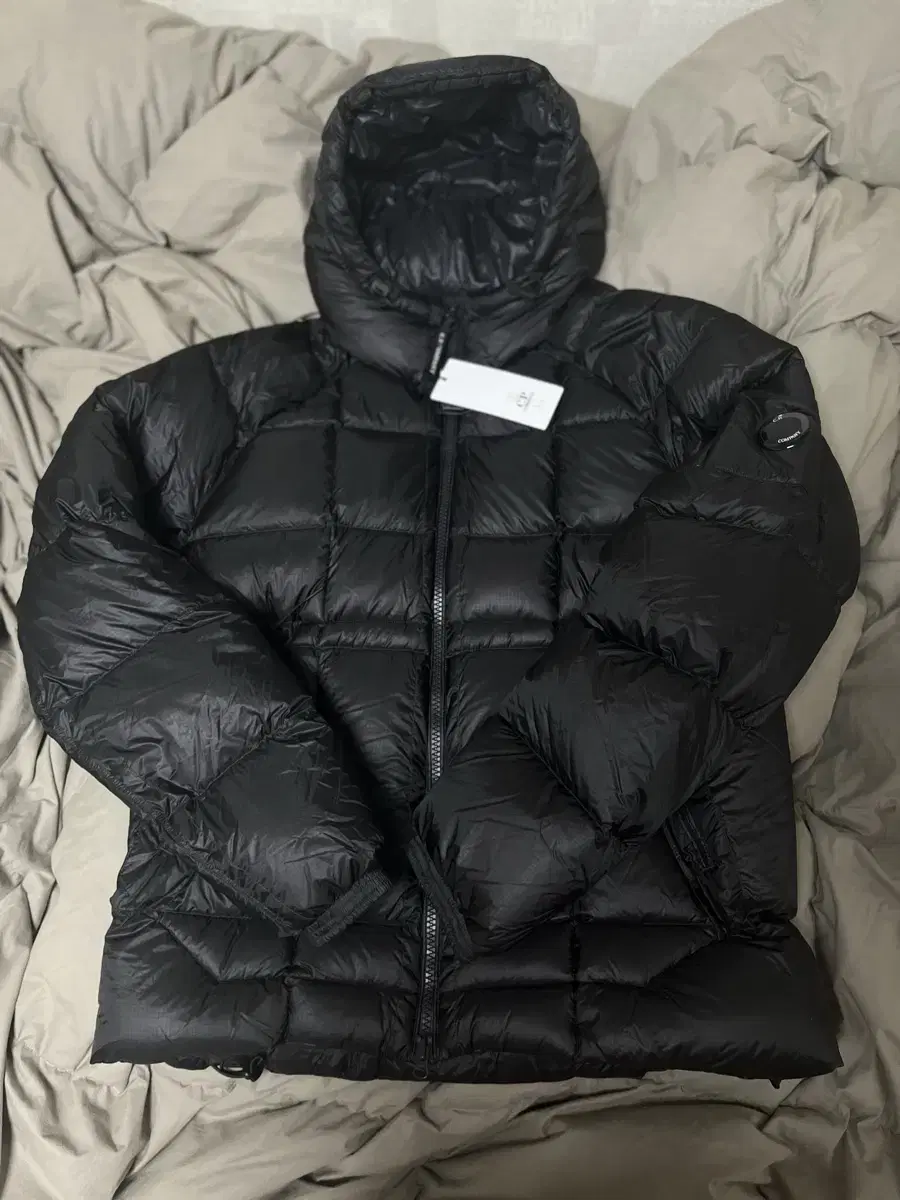 24fw cpcompany ddShell M