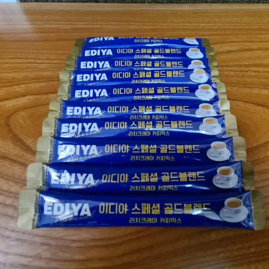 무료배송) 이디야 스페셜 골드블렌드 리치크레마 커피믹스 100T