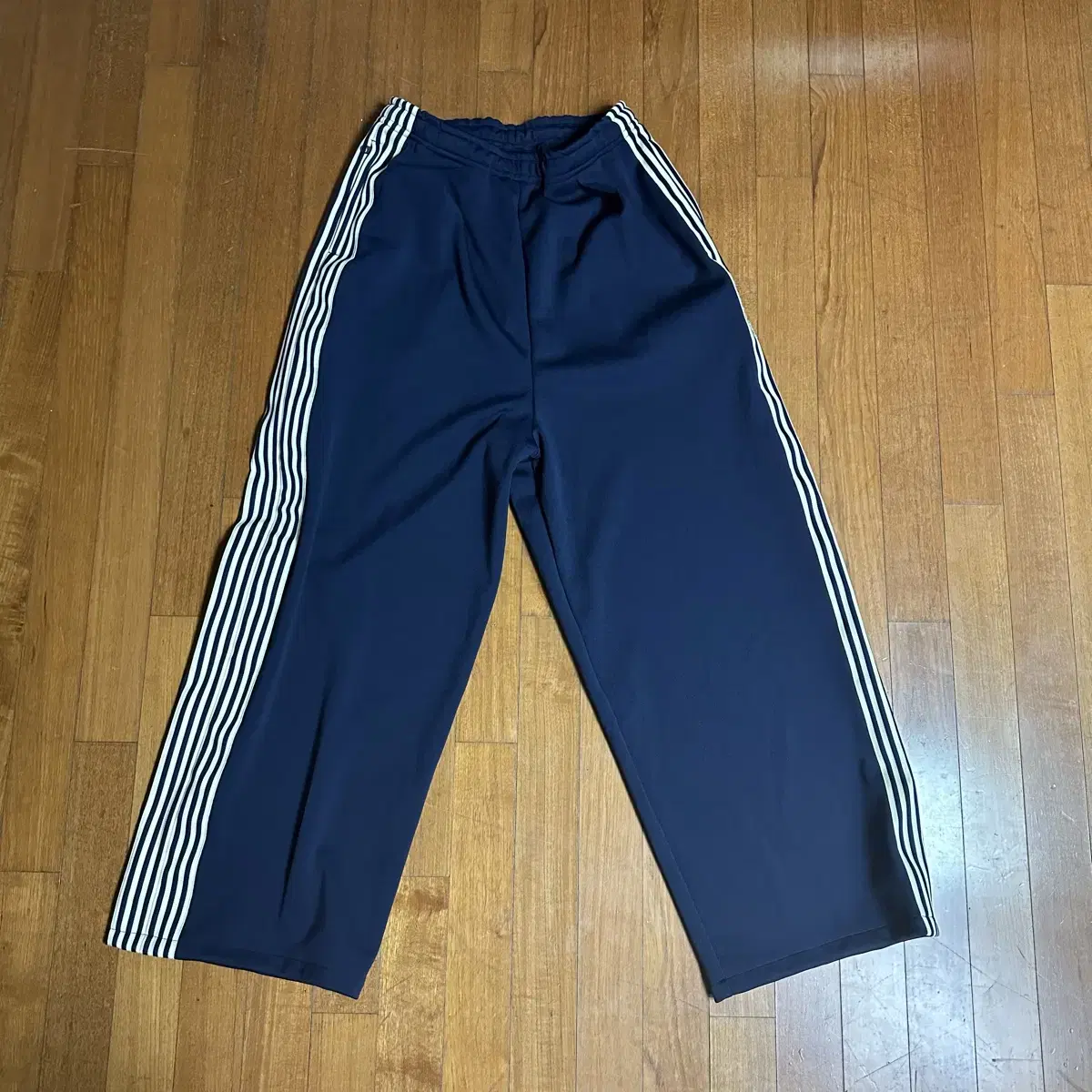 [3] Capital Smooth Jersey Stuntman Woman Buggy Track Pants