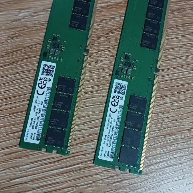 ddr5 5600 16g 삼성램 2개 팝니다