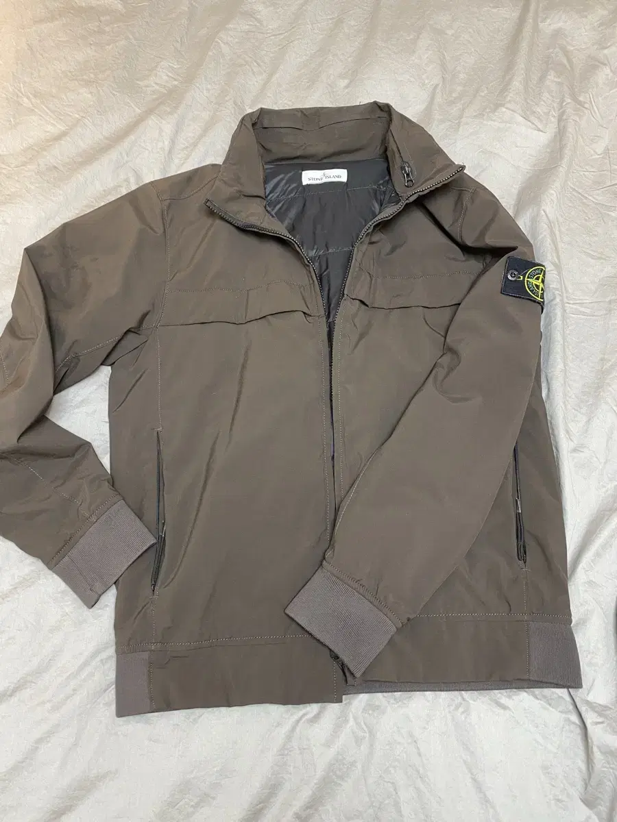 (as new) Stone Island Softshell Jacket L